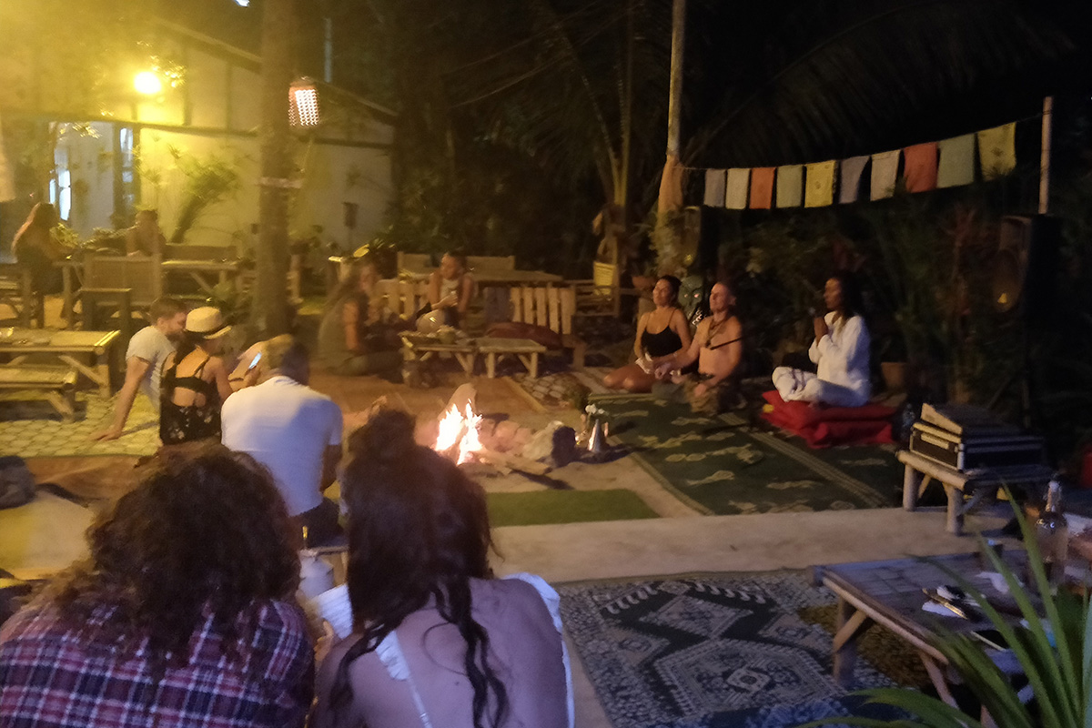 Sing for Tibet event at Green Gallery, Koh Phangan, on 28 January 2020.
